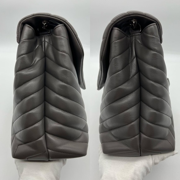 Authentic Yves Saint Laurent large Lou Lou chain bag - Picture 11 of 17